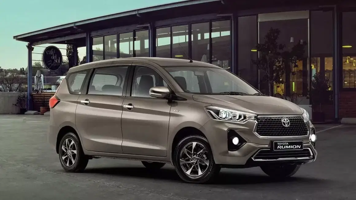 Top 10 7-Seater Cars in June 2025 